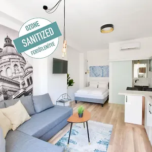Luxury By Hi5 - Régiposta Appartamento Budapest
